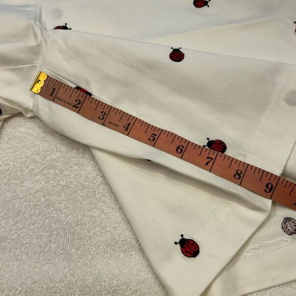 Classic Elements Cream Shorts with Ladybug Print - Picture 5 of 9